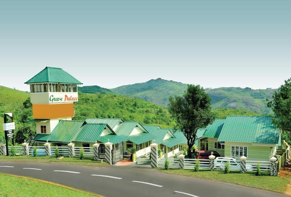 Green Palace Resort Vagamon Bagian luar foto