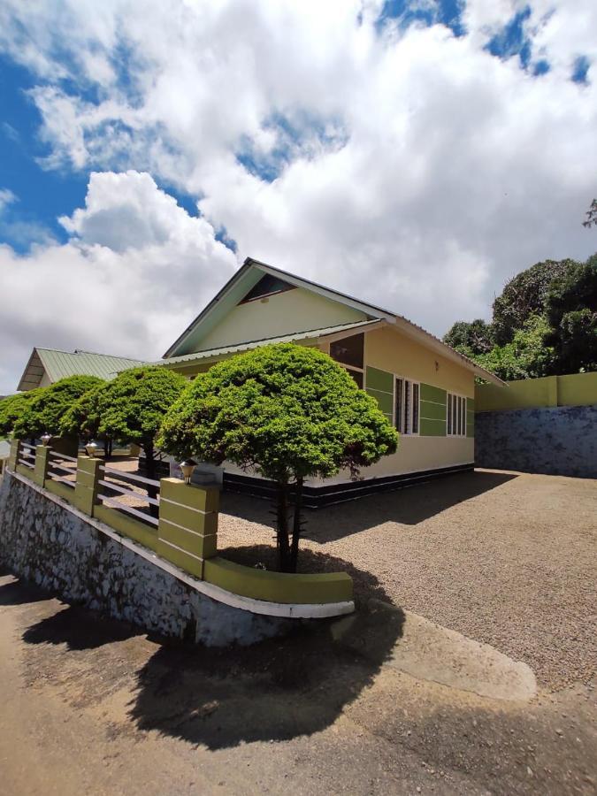Green Palace Resort Vagamon Bagian luar foto